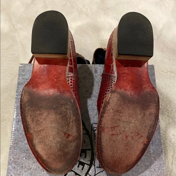 Freebird Women's Red Leather Shoes